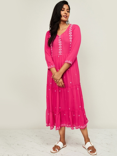 Colour Me by Melange Women Fuchsia Printed A-Line Dress