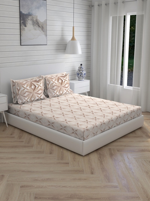 Boutique Living India Beige & Brown Printed Double Bedsheet with 2 Pillow Covers
Boutique Living India Beige & Brown Printed Double Bedsheet with 2 Pillow Covers