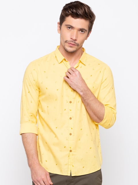 SPYKAR Men Yellow Slim Fit Printed Casual Shirt