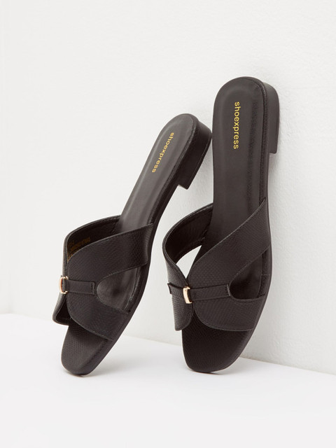 shoexpress Women Black Solid PU Open Toe Flats 
shoexpress Women Black Solid PU Open Toe Flats
