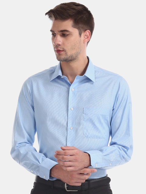 Arrow Men Blue Regular Fit Solid Formal Shirt