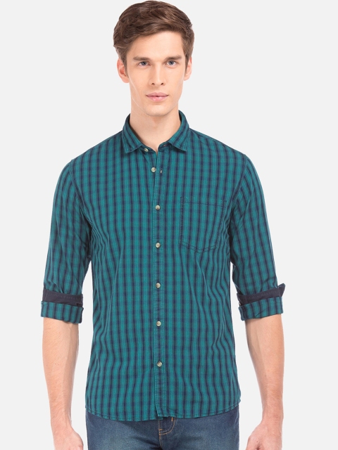 Ruggers Men Green & Blue Regular Fit Checked Casual Shirt