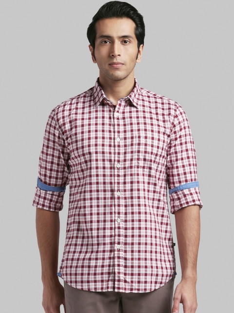 Parx Men Red & Off-White Slim Fit Checked Casual Shirt