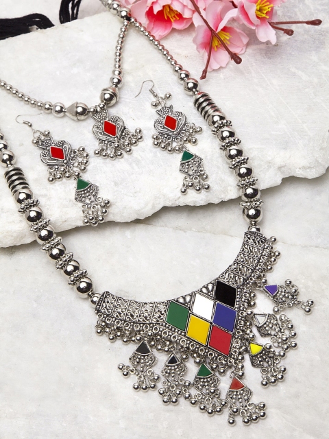 Moedbuille Silver-Toned Beaded Enamel Filigree Work Tribal Temple Layered Jewellery Set
Moedbuille Silver-Toned Beaded Enamel Filigree Work Tribal Temple Layered Jewellery Set
