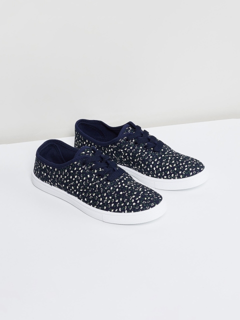 max Women Navy Blue Sneakers