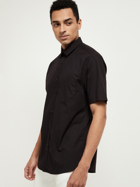 max Men Black Regular Fit Solid Casual Shirt
