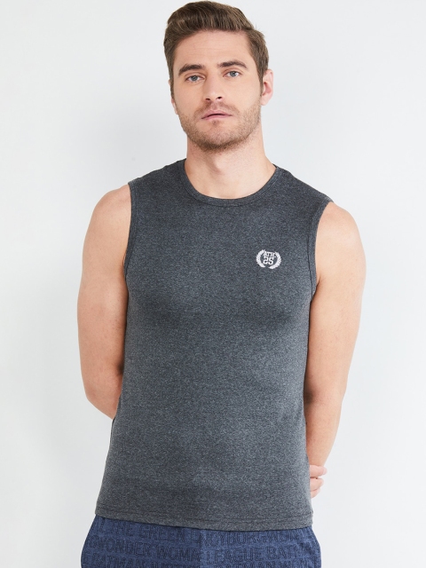 max Men Grey Solid Round Neck T-shirt
