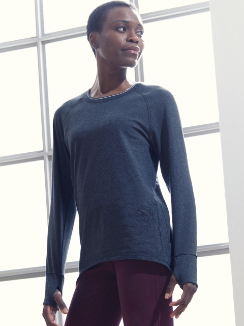 Domyos By Decathlon Women Grey Solid Organic Cotton Long Sleeved Round Neck Yoga T-shirt
Domyos By Decathlon Women Grey Solid Organic Cotton Long Sleeved Round Neck Yoga T-shirt