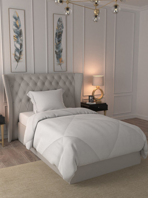 URBAN SPACE White Solid Quilted Heavy Winter 210 GSM Reversible Single Bed Comforter
URBAN SPACE White Solid Quilted Heavy Winter 210 GSM Reversible Single Bed Comforter