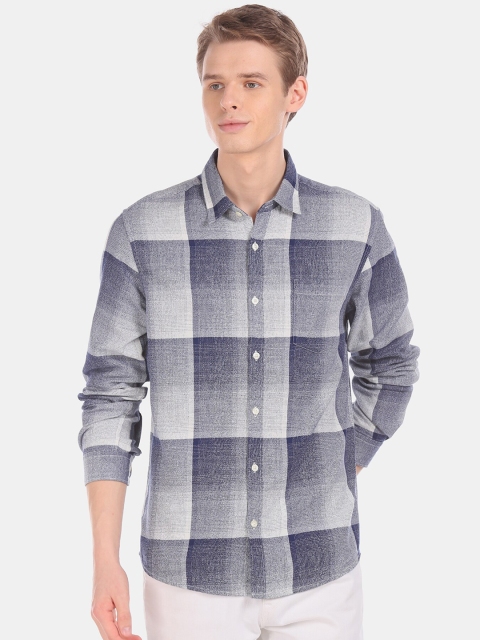 Ruggers Men Blue Regular Fit Checked Casual Shirt