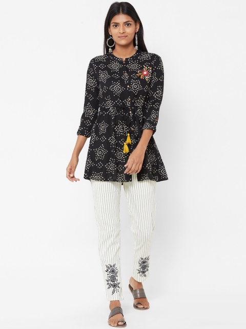 FASHOR Women Black & White Printed Kurta with Trousers