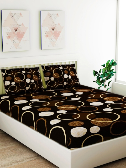Salona Bichona Brown & White Geometric 120 TC Cotton 1 King Bedsheet with 2 Pillow Covers
Salona Bichona Brown & White Geometric 120 TC Cotton 1 King Bedsheet with 2 Pillow Covers