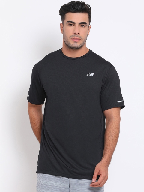 New Balance Men Black Solid Round Neck T-shirt