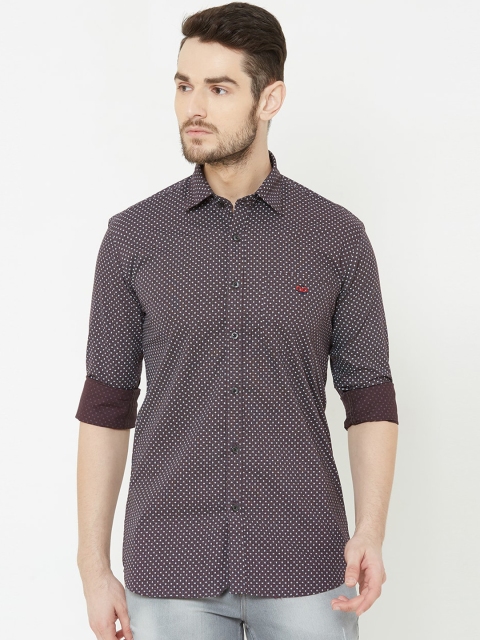 Donzell Men Maroon & Off-White Regular Fit Printed Casual Shirt