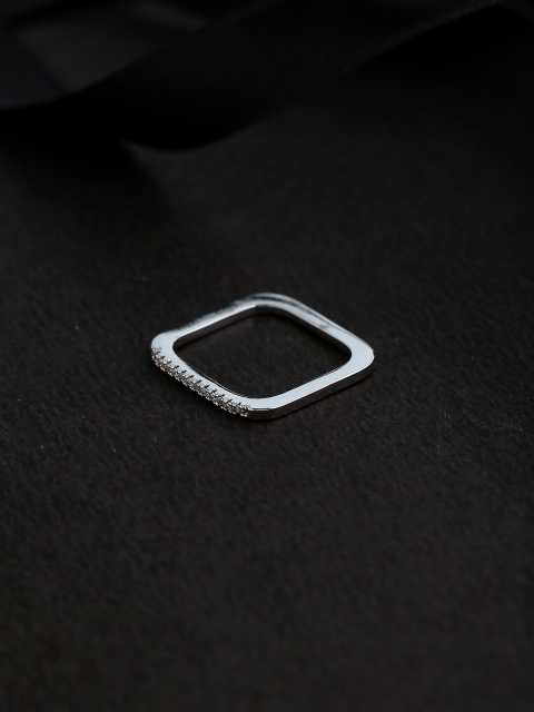 Voylla Silver-Plated White Cubic Zirconia Studded Square Shape Handcrafted Finger Ring
Voylla Silver-Plated White Cubic Zirconia Studded Square Shape Handcrafted Finger Ring
