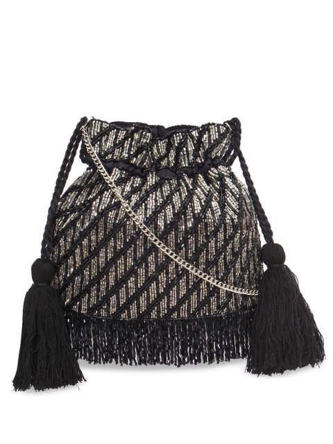 Diwaah Women Black Embellished Velvet Potli Clutch