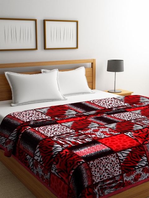 NEUDIS Maroon & Black Animal Printed Mild Winter 500 GSM Double Bed Blanket