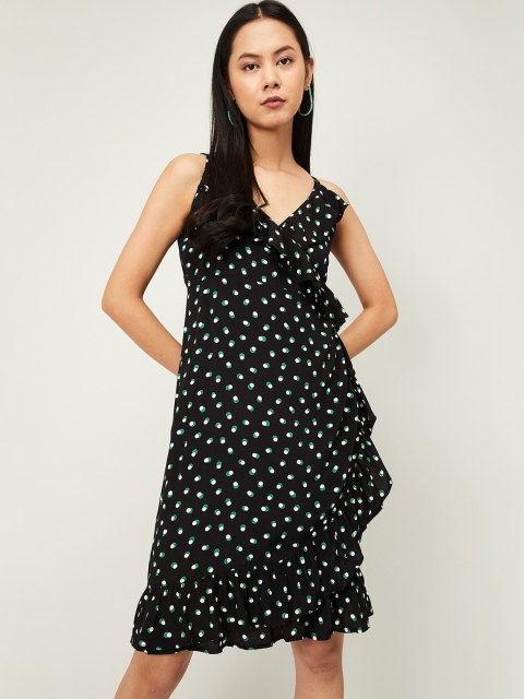 Ginger by Lifestyle Women Black Printed Fit and Flare Dress