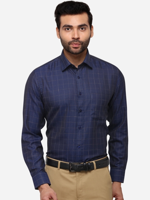 Greenfibre Men Blue & White Regular Fit Checked Formal Shirt
