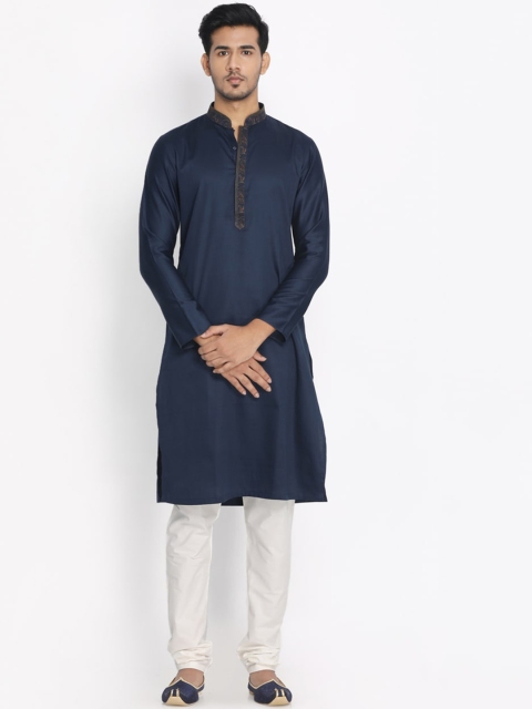 Manyavar Men Blue Solid Kurta with Churidar