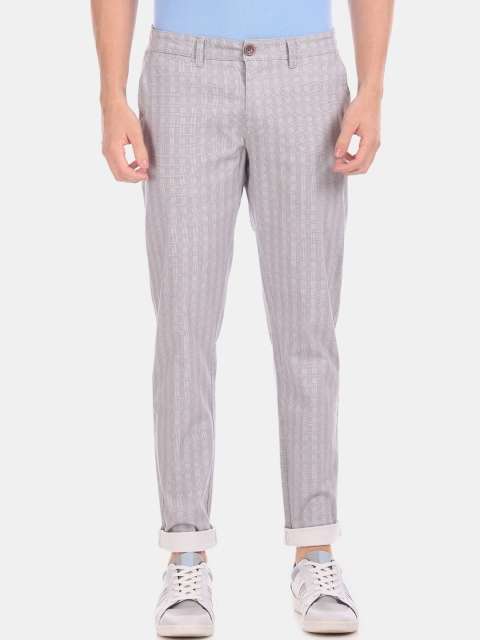 Cherokee Men Grey Regular Fit Checked Regular Trousers