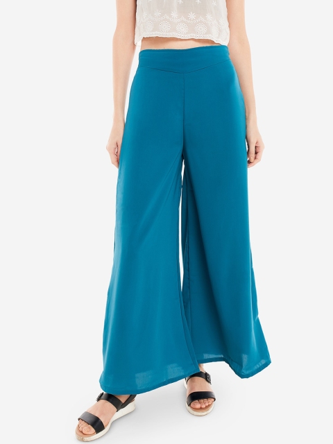 Desi Weavess Women Teal Blue Solid Flared Fit Palazzos