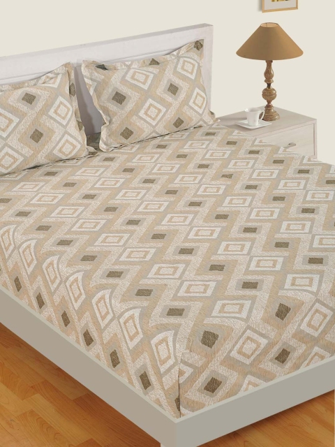 SWAYAM Beige & Off-White Printed 144 TC Cotton 1 Extra Large Bedsheet With 2 Pillow Covers
SWAYAM Beige & Off-White Printed 144 TC Cotton 1 Extra Large Bedsheet With 2 Pillow Covers
