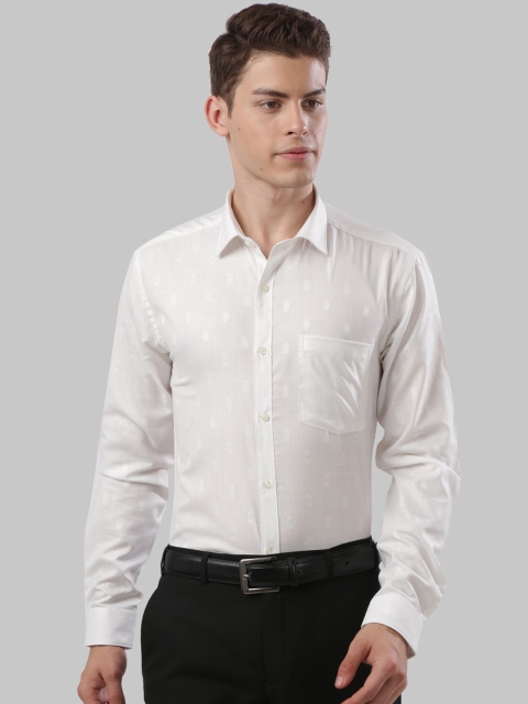 Next Look Men White Slim Fit Printed Casual Shirt
