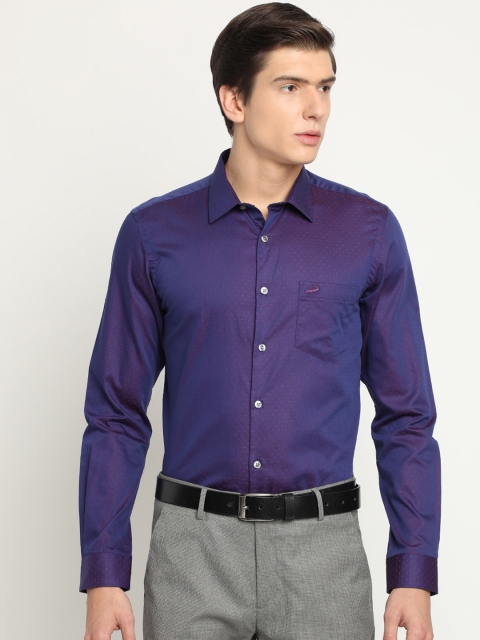 Crocodile Men Purple & Red Slim Fit Self Design Formal Shirt
