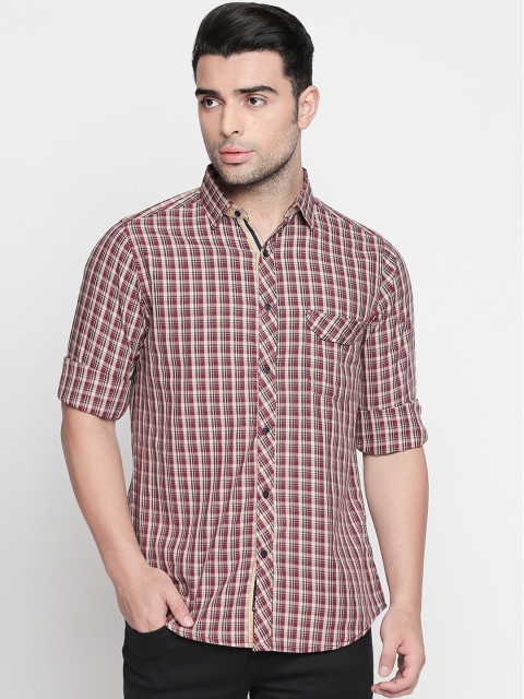 Solemio Men Maroon & Beige Regular Fit Checked Casual Shirt