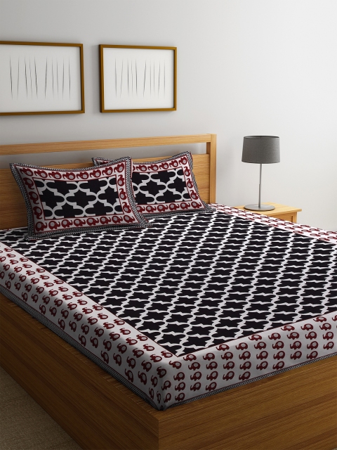 Rajasthan Decor Black & White Geometric 144 TC Cotton 1 King Bedsheet with 2 Pillow Covers
Rajasthan Decor Black & White Geometric 144 TC Cotton 1 King Bedsheet with 2 Pillow Covers