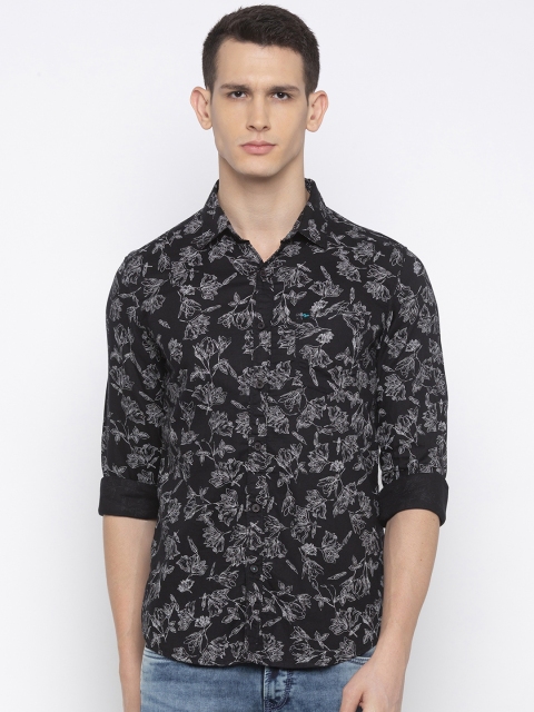SPYKAR Men Black & White Slim Fit Printed Casual Shirt