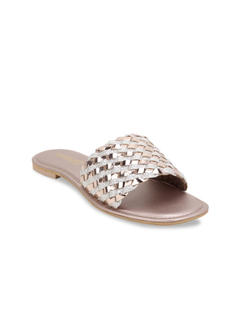 SCENTRA Women Silver-Toned Woven Design Open Toe Flats