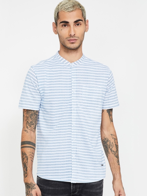 Bossini Men Blue & White Regular Fit Striped Casual Shirt