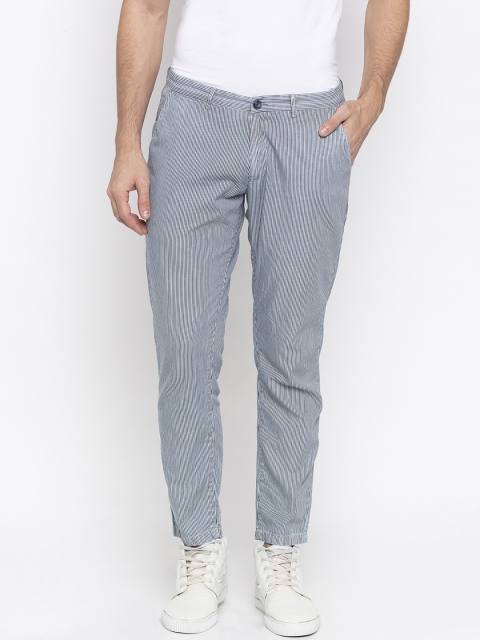SPYKAR Men Navy Blue & White Slim Fit Striped Regular Trousers
