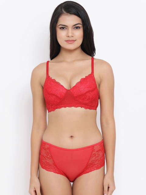 Clovia Women Red Solid Lace Lingerie Set COMBP1038