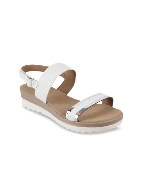 Metro Women White Solid Heels