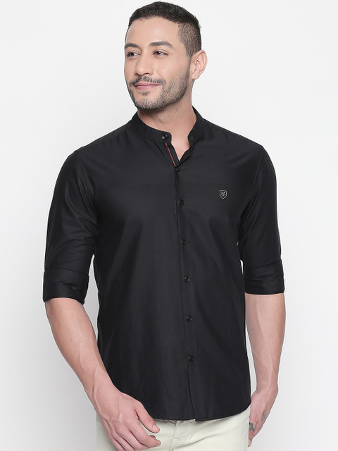 Mufti Men Black Slim Fit Solid Casual Shirt 
Mufti Men Black Slim Fit Solid Casual Shirt