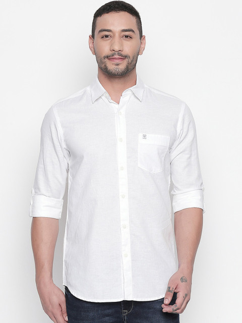 Mufti Men White Slim Fit Solid Casual Shirt
Mufti Men White Slim Fit Solid Casual Shirt