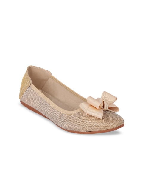 Sole To Soul Women Gold-Toned Textured Ballerinas