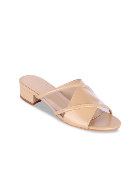Sole To Soul Women Beige Solid Block Heels