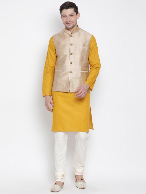 VASTRAMAY Men Mustard Yellow & White Solid Kurta Set