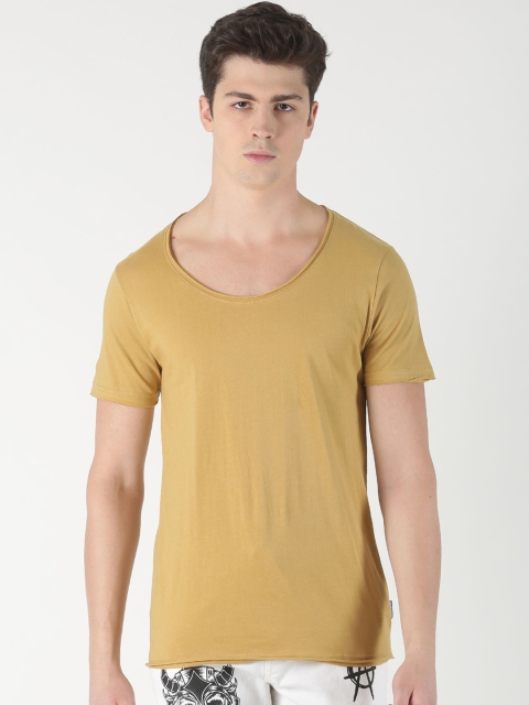 Blue Saint Men Brown Solid Round Neck T-shirt