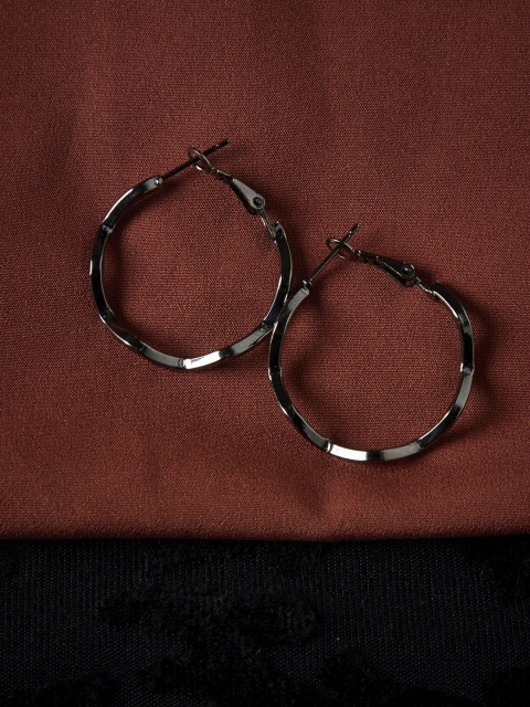 ZeroKaata Silver-Toned Circular Hoop Earrings