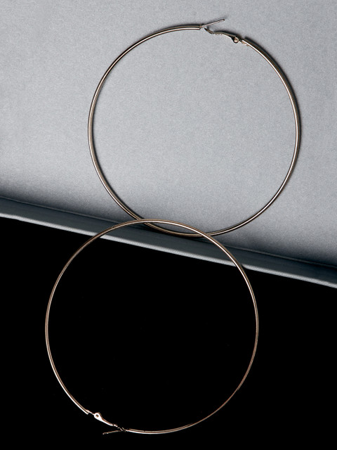 ZeroKaata Rose Gold Circular Handcrafted Hoop Earrings
ZeroKaata Rose Gold Circular Handcrafted Hoop Earrings