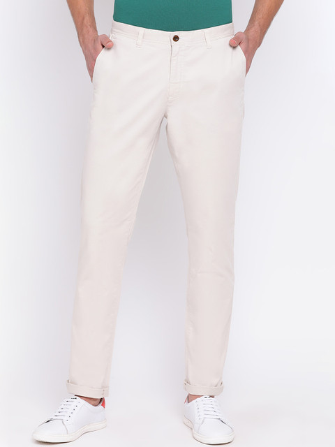 GANT Men Cream-Coloured Slim Fit Solid Regular Trousers
GANT Men Cream-Coloured Slim Fit Solid Regular Trousers