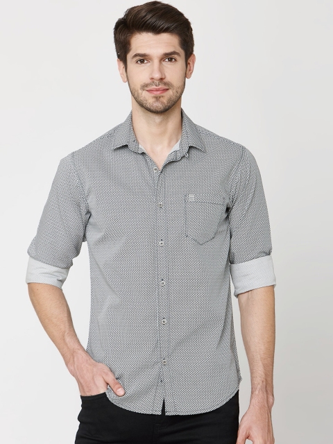 Mufti Men Black & White Slim Fit Printed Casual Shirt