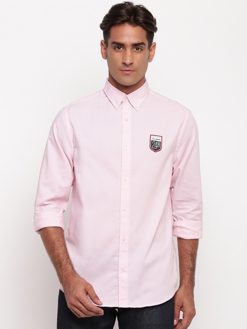 GANT Men Pink Regular Fit Solid Casual Shirt