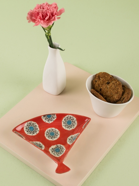 Chumbak Red & Blue Floral Printed Ceramic Plate