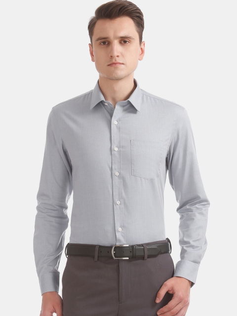 Arrow Men Grey Slim Fit Solid Herringbone Formal Shirt